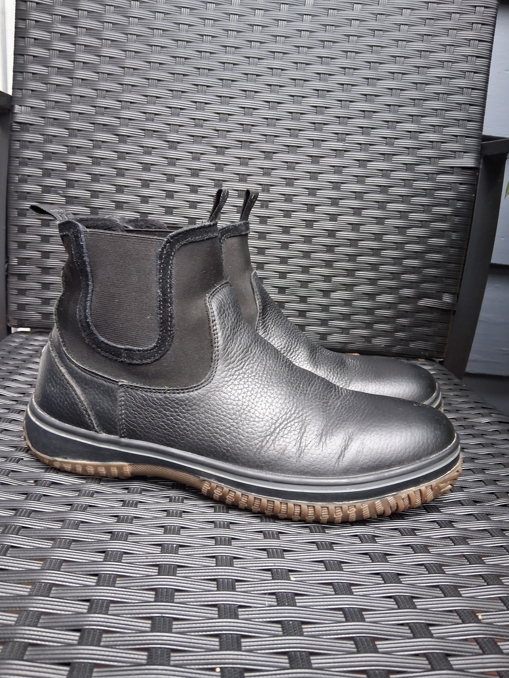 Pajar Canada Gavel Pull-Up Chelsea Boots, Size 42